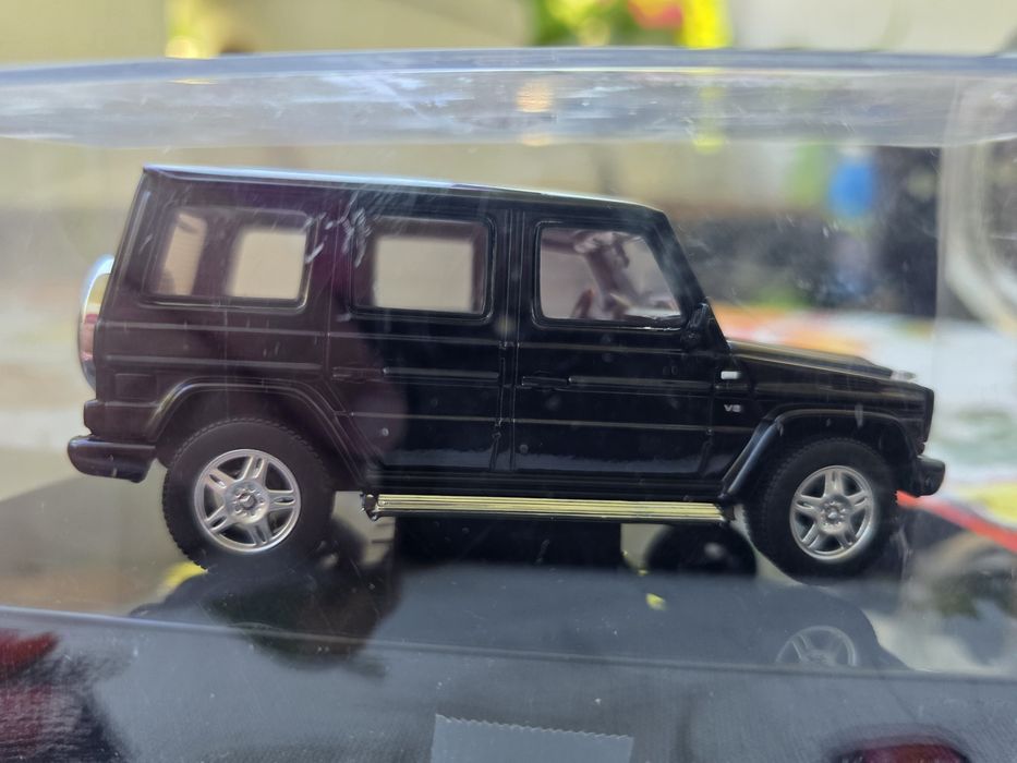 Авто модели 1:43 Mercedes-Benz Geländewagen