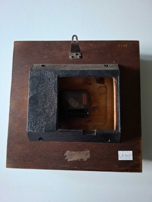 Zegar BECHA drewniany ścienny