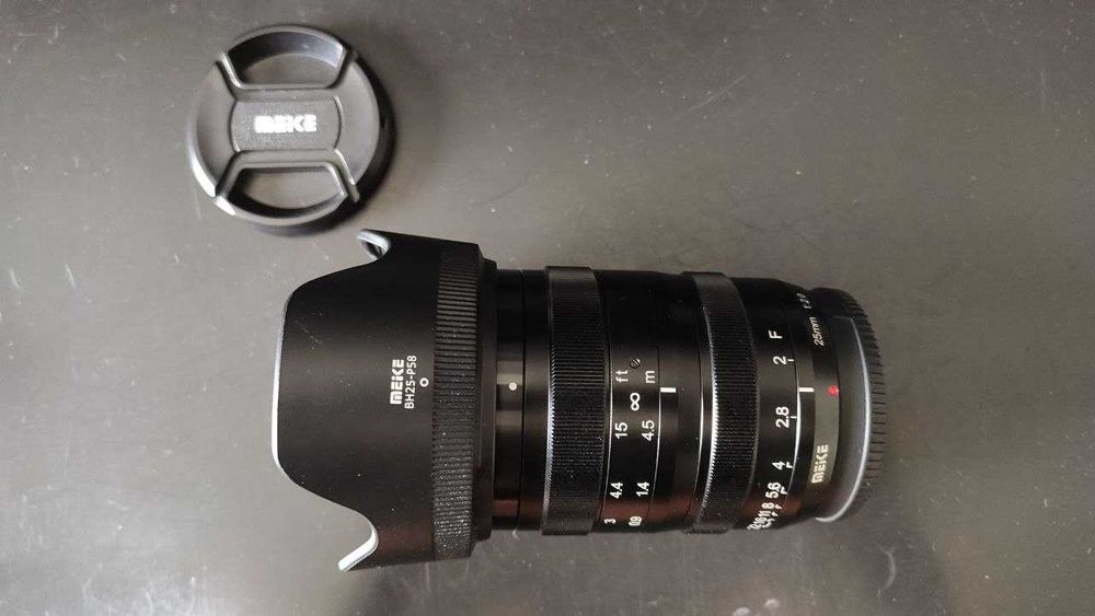 Meike 25mm f/2.0 para Micro Four Fourths