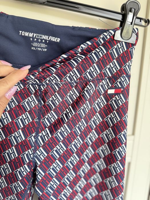 Tommy Hilfiger długie legginsy monogram xs/ s