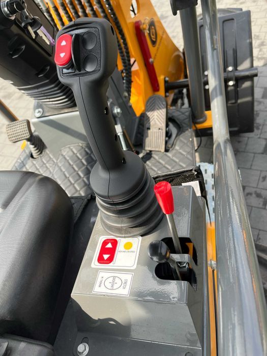 Ładowarka kołowa Gunter Grossmann GG09SO. Silnik Kubota