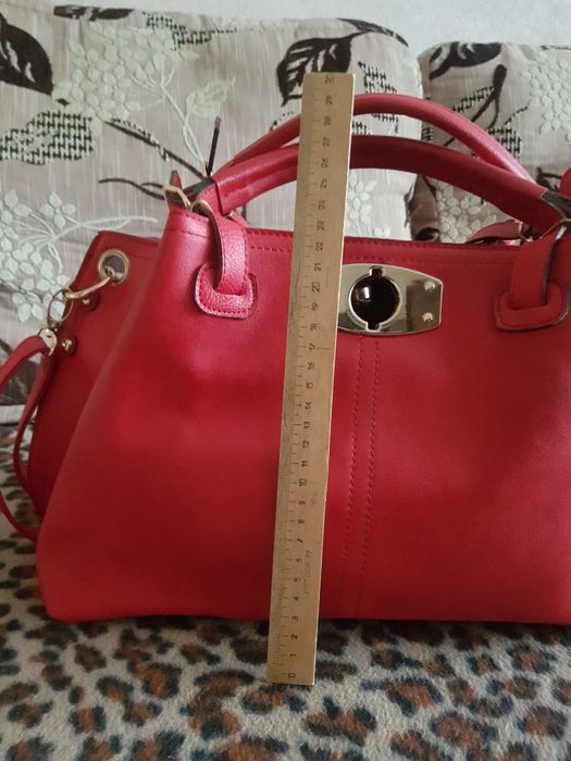 Женская сумка турецкий кож.зам. новая.