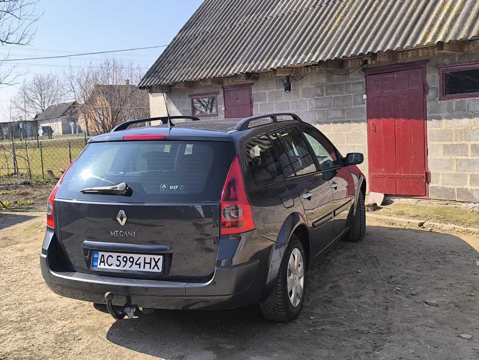 Продам власний автомобіль Рено Меган2