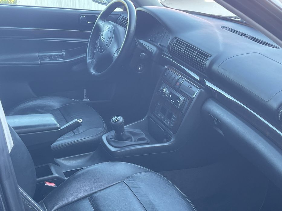 Audi A4 , muito bom