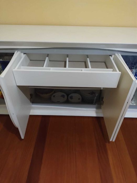 Aparador madeira lacado branco com cinza