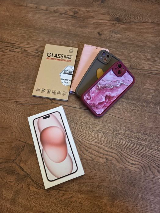 iPhone 15 Plus 128GB różowy | Zadbany, ekran bez rys + dodatki