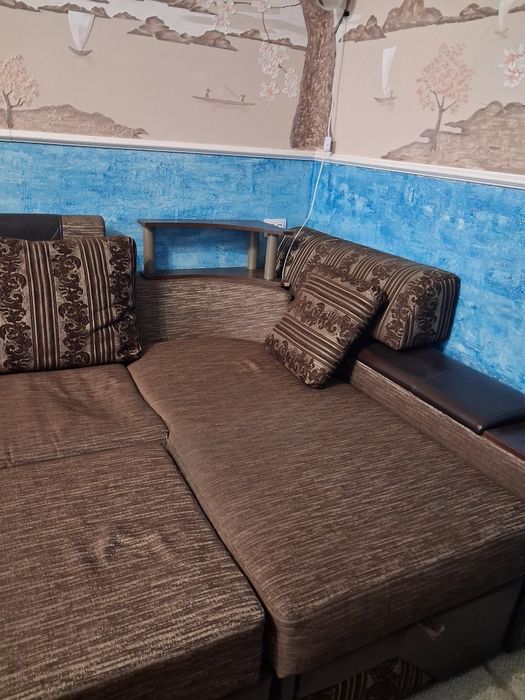 Продам диван бу в гарному стані.