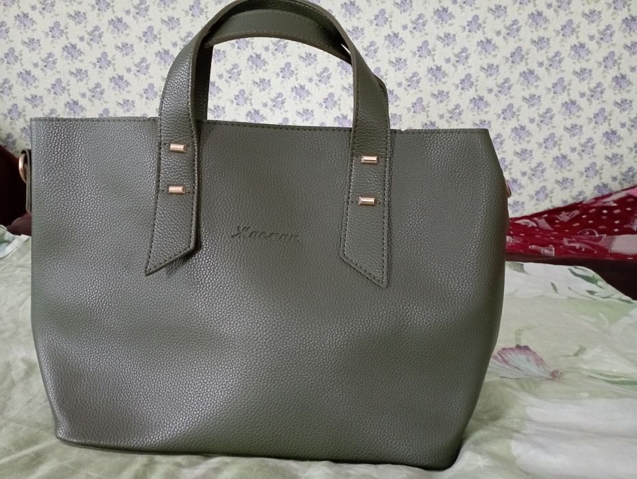 Продам сумку жіночу