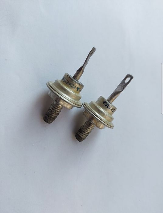 Диод  выпрямительный  д242а