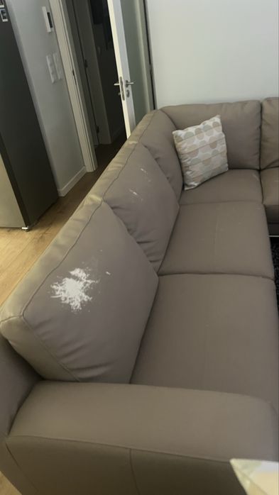 Sofa chaiselong bege escuro