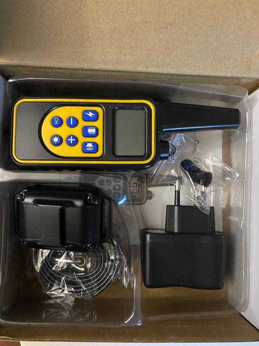 Электронный ошейник для дрессировки собак.