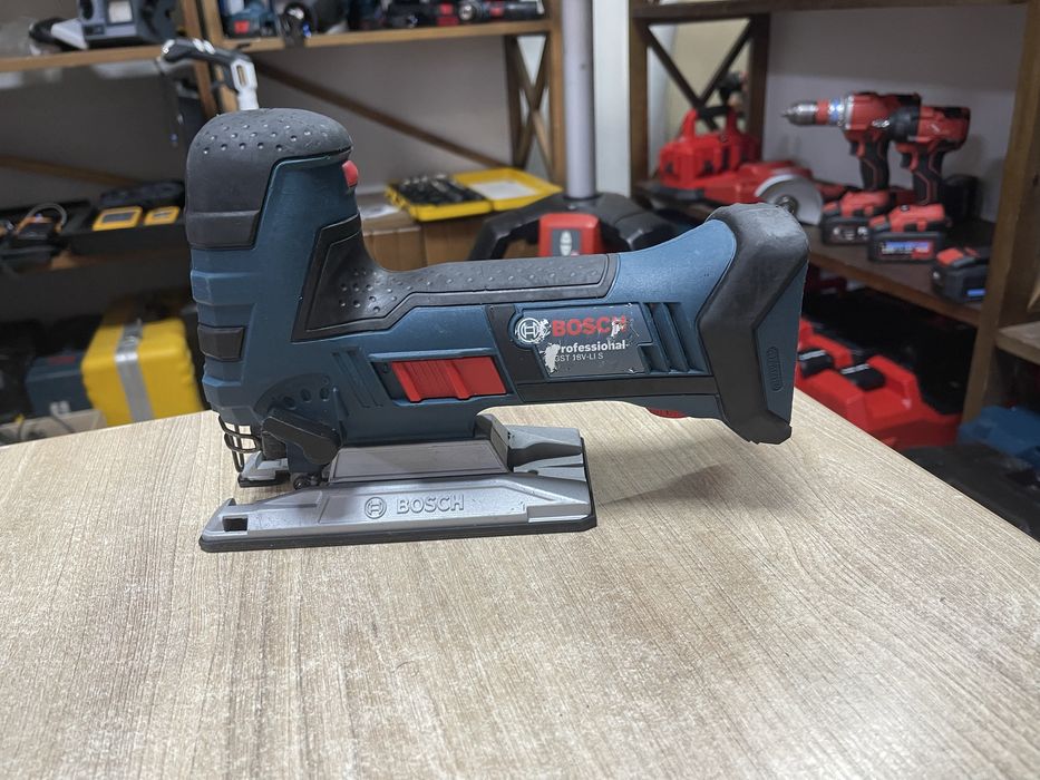 Bosch GST 18V-Li S / акумуляторний лобзик Бош