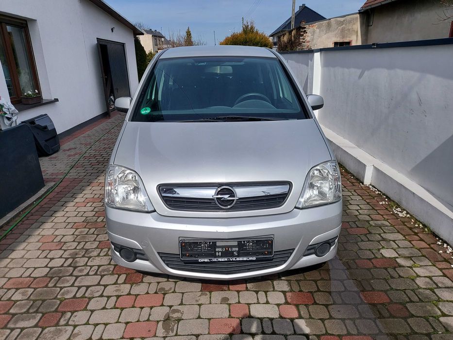 Opel meriva a 1.6i/klima/po oplatach