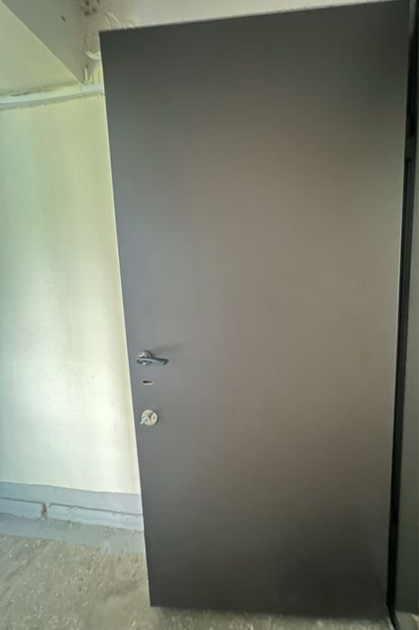 Входная Дверь с Замком