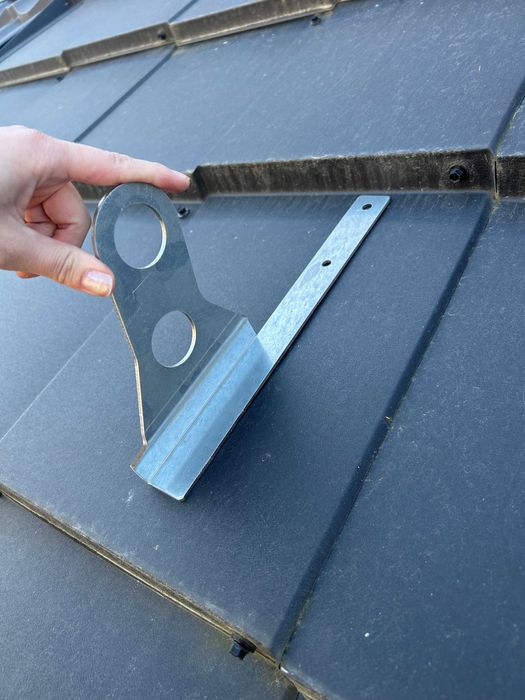 Stalowy uchwyt do barier rurowych - łupek kamienny plotek przeciwśnieg