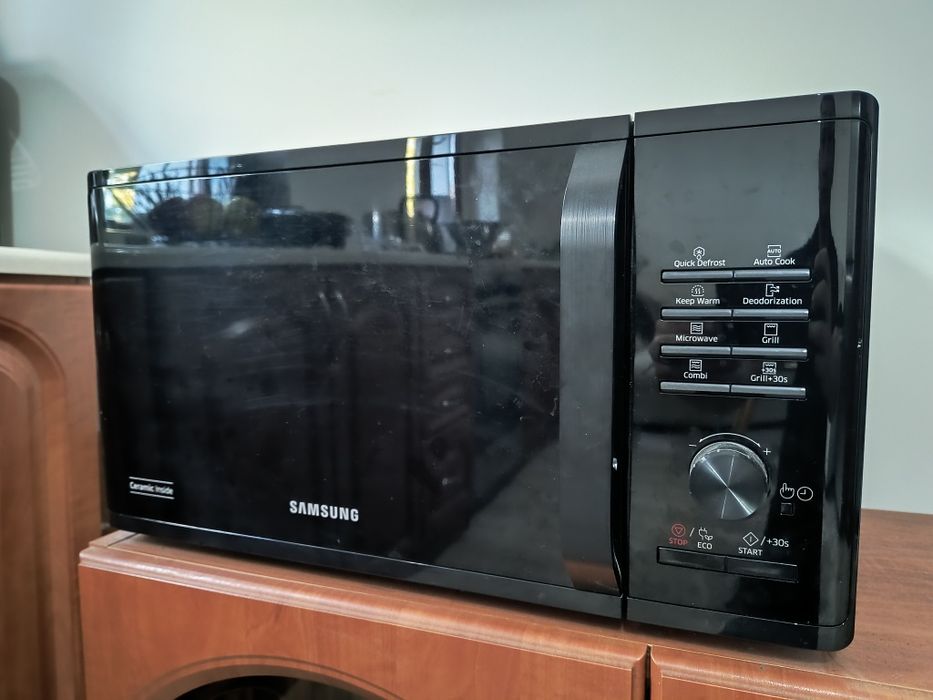 Mikrofalówka Samsung  Gril
Kuchenki mikrofalowe
Kuc