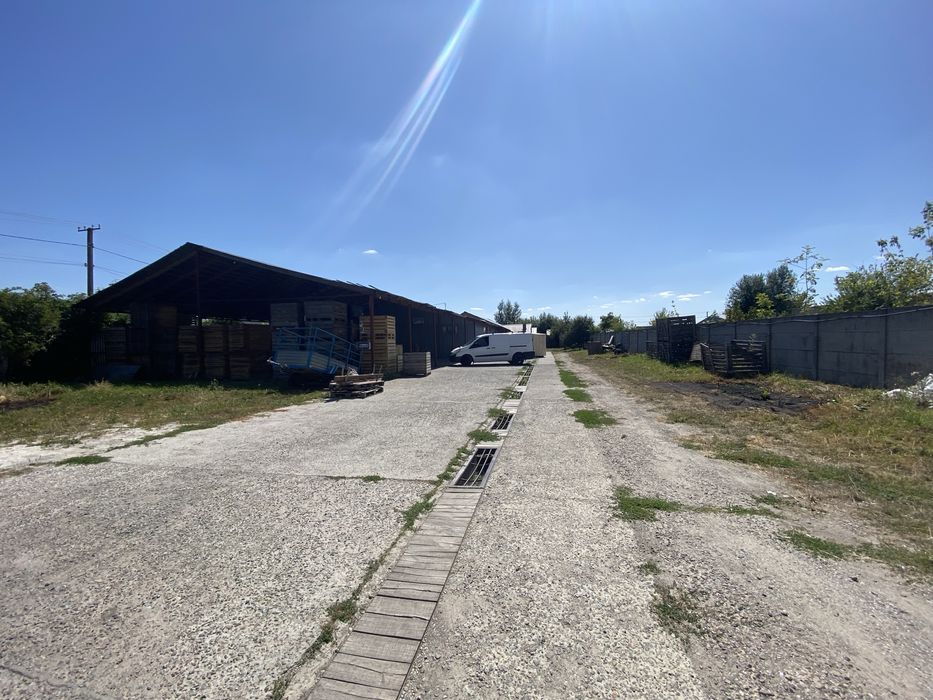 Оренда території з приміщеннями під склад і виробництво Львівська обл