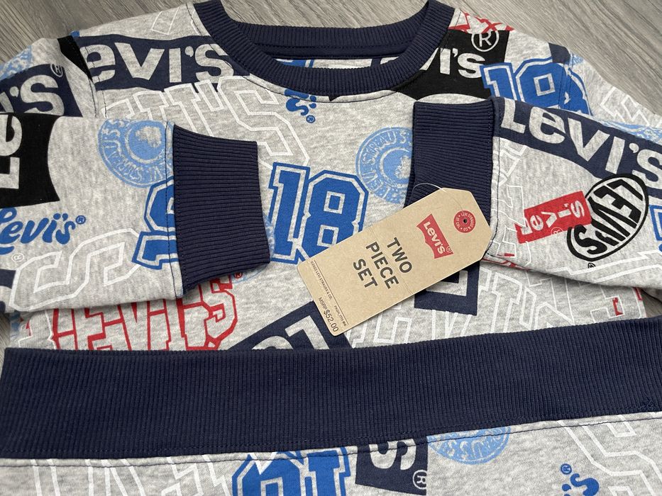 Дитячий костюм Levi's, розмір на 6-7 років (116-122 см). НОВИЙ.