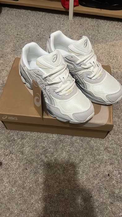 Tenis asics nyc