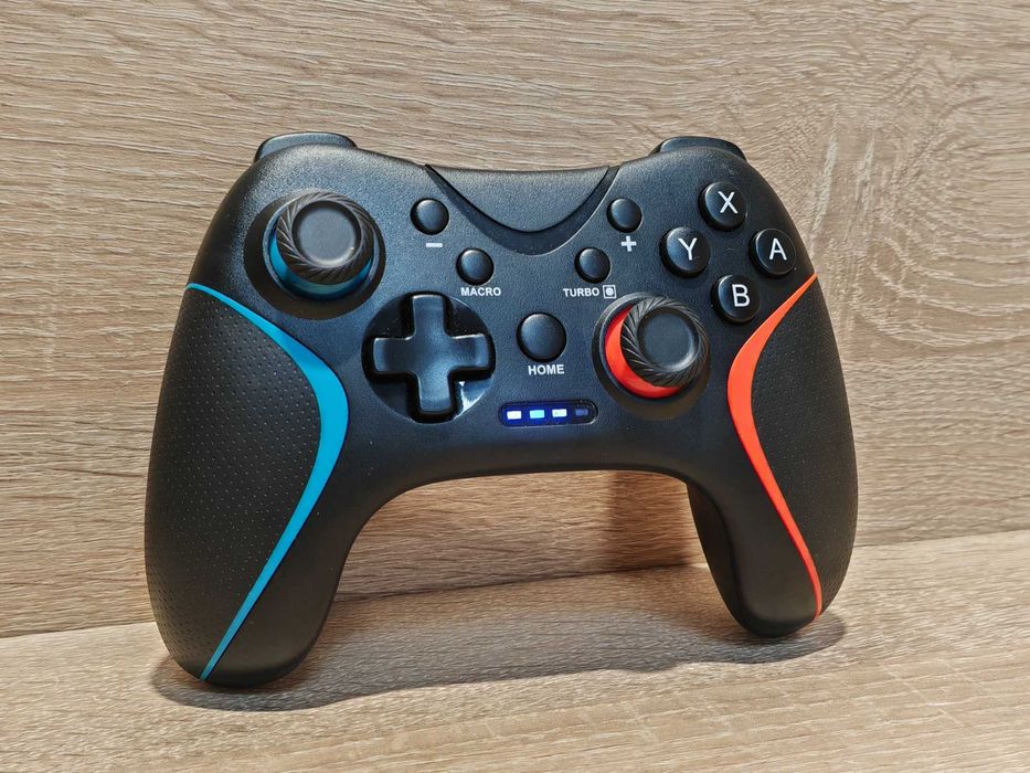 Kontroler Battletron do konsoli Nintendo Switch Czarny