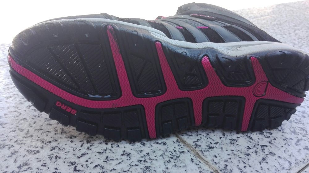 Botas Berg Novas