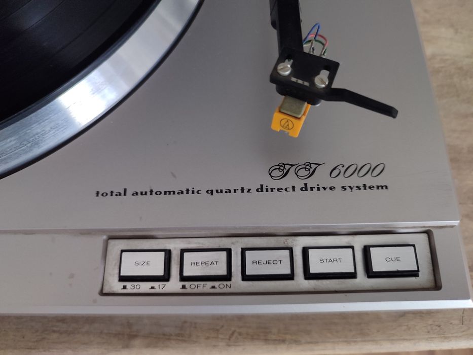 Gramofon Marantz JJ6000