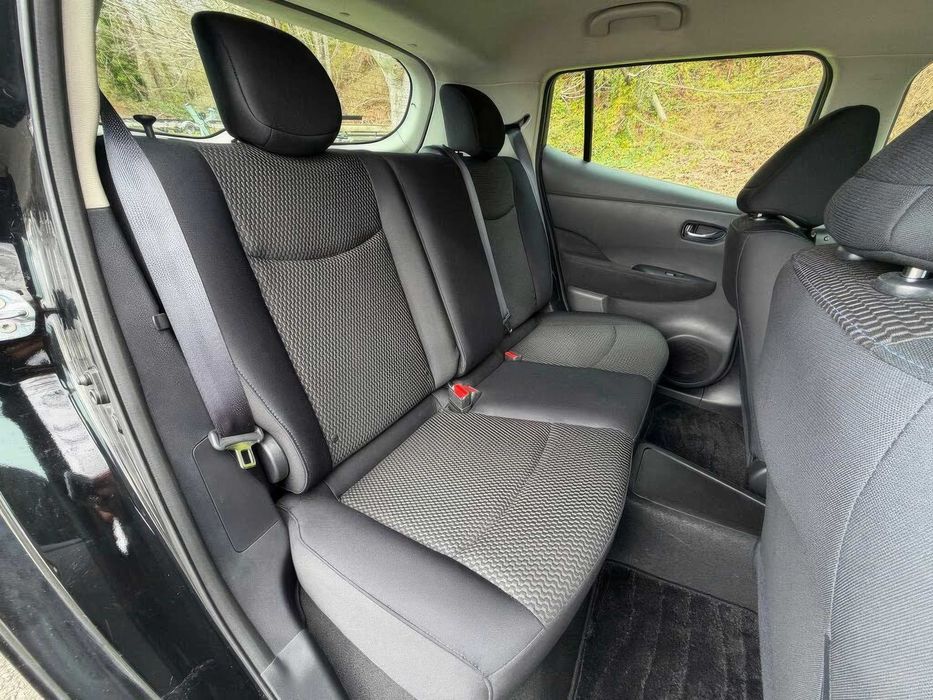 Nissan LEAF S      2016