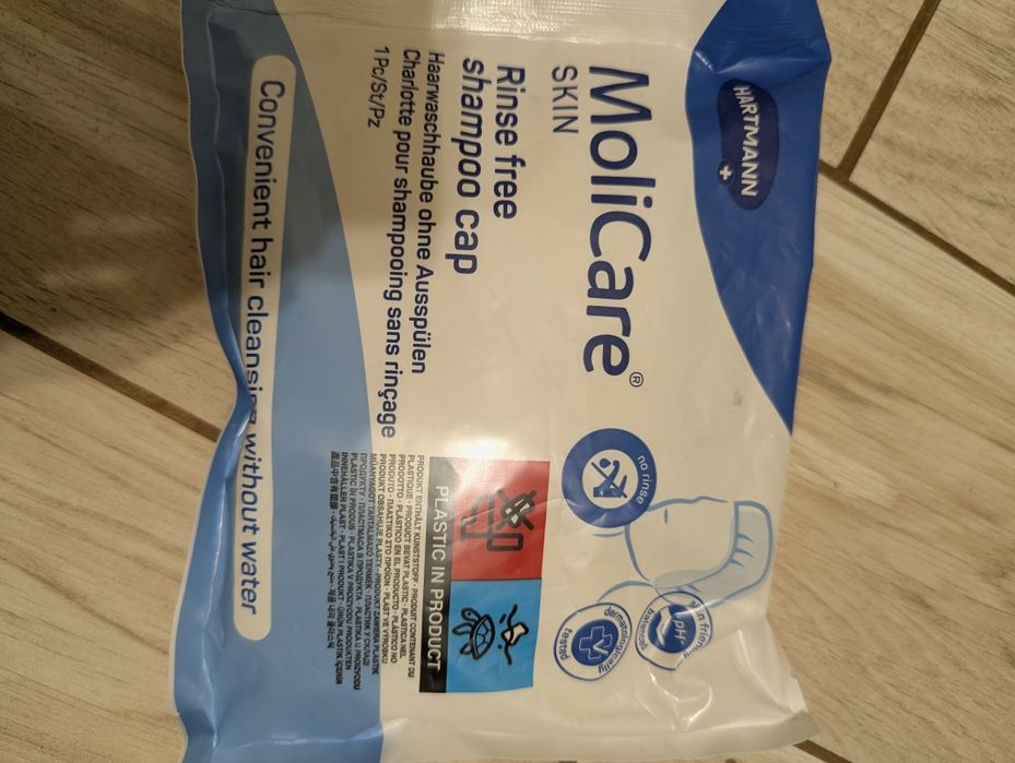 Шапочка для миття голови без води MoliCare Skin