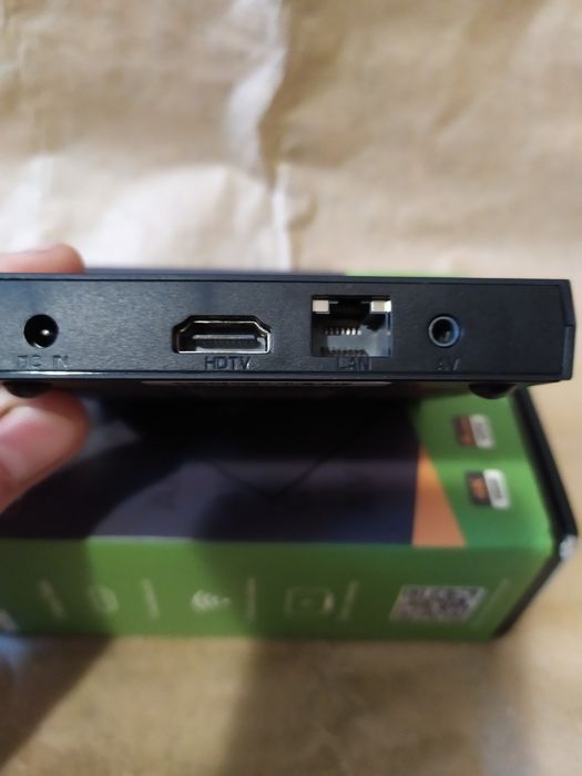 Лучший ТВ-Бокс MECOOL - KM6, 2/16Gb + аэро-пульт с голос. набором