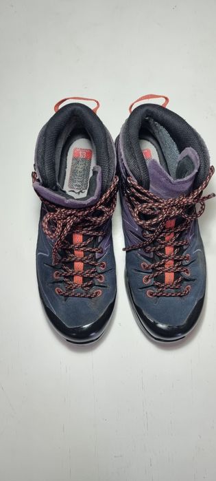 Salomon 40.      .