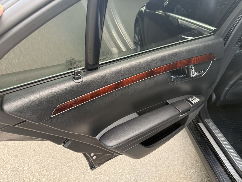 Mercedes-Benz S-Class 2008 VIN WDDNG86X88A194308 фото оголошення 17 з 19