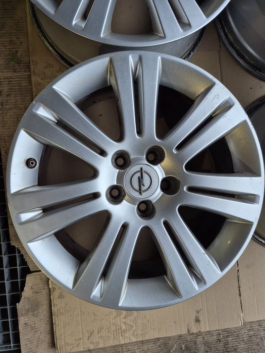 Felgi aluminiowe Opel 17cali 5x110 Vectra C Signum