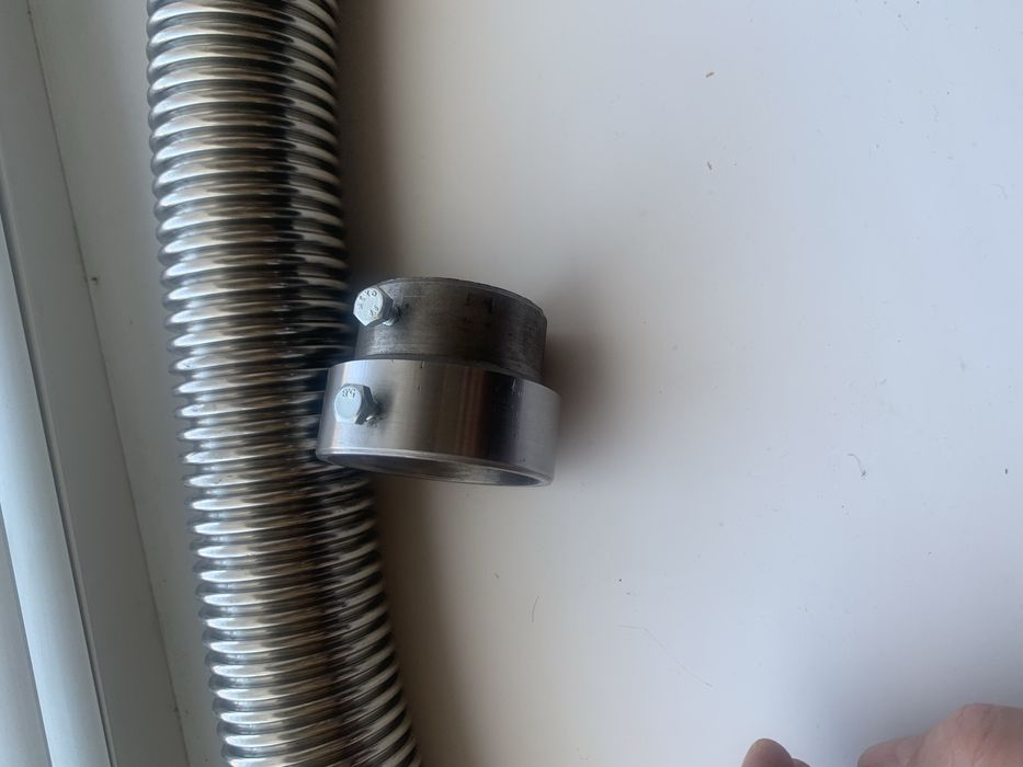 Продам для выхлопной трубы бензогенератора , вывод из помещения газов