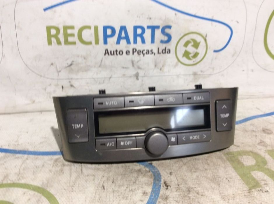 Display de ar condicionado Toyota Avensis 55900-0793
