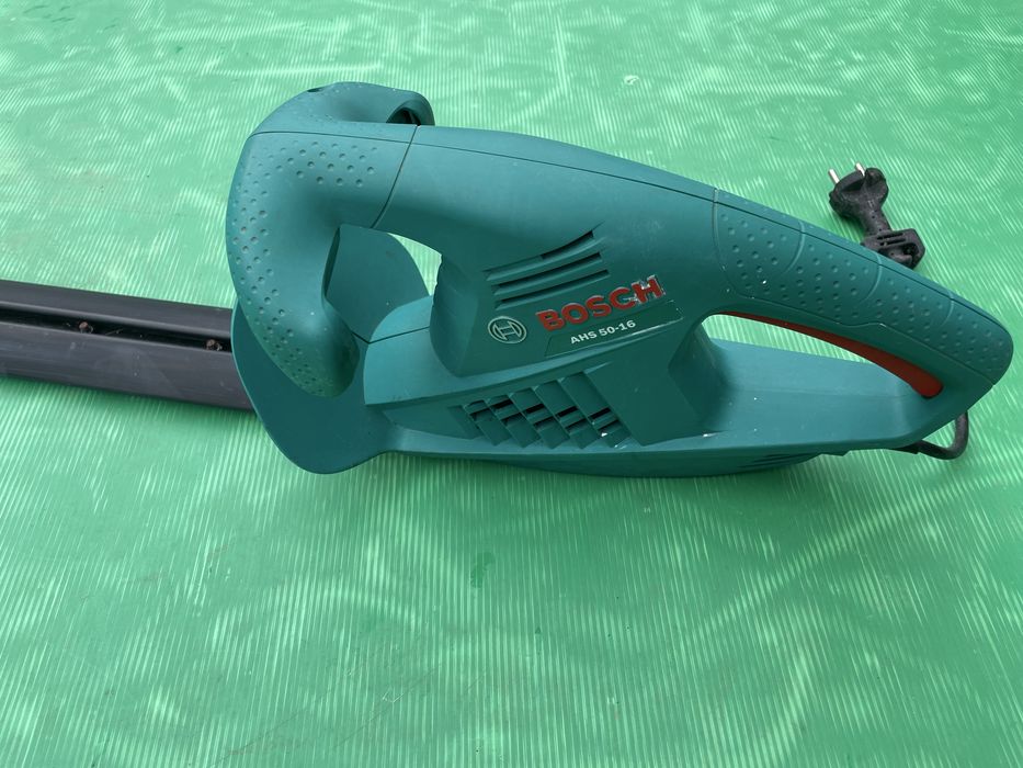 Corta-sebes elétrico Bosch