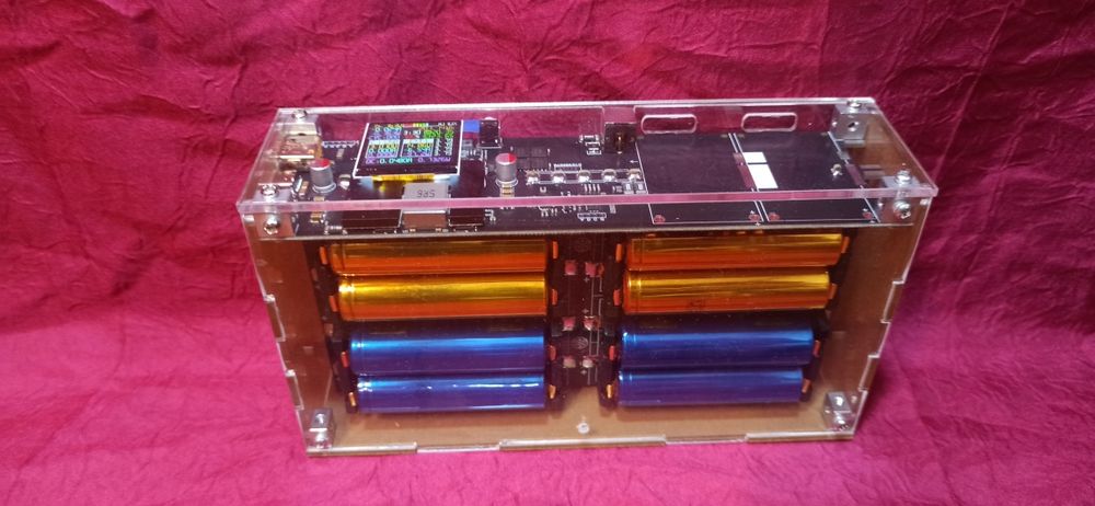 Продам power bank великої ємності на 50 000 мАг