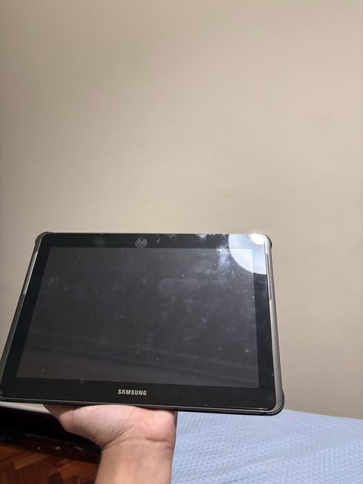 Samsung Galaxy Tab 2 10.1 GT-P5100 com Android 4.2.2.