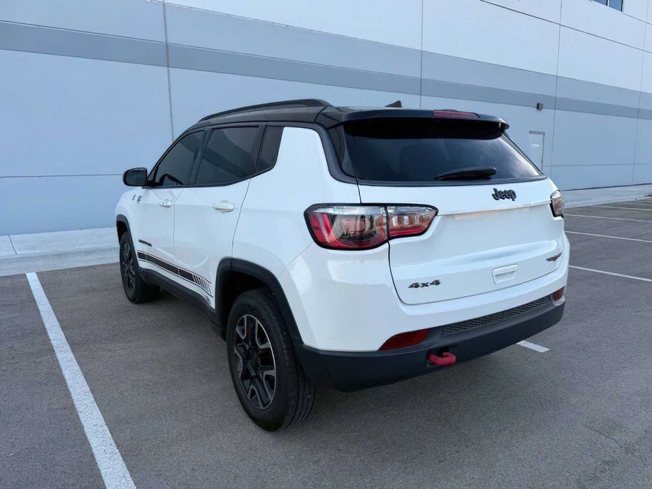 Jeep Compass Trailhawk      2019