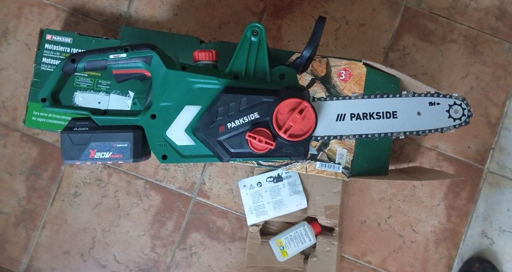 Motosserra com bateria de 4Ah Parkside 20V