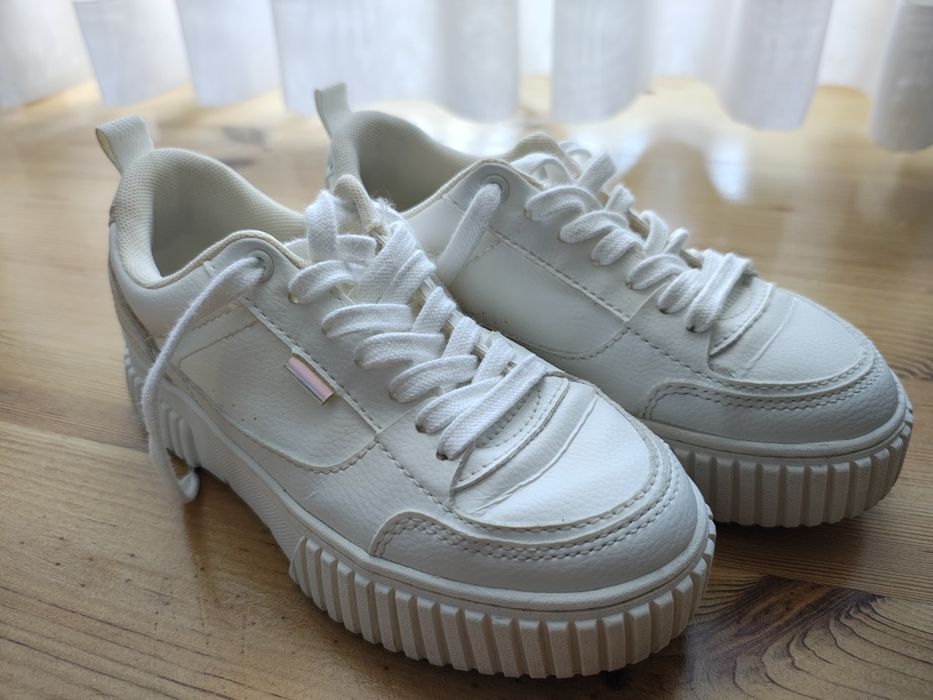 Buty sneakersy Zara 33