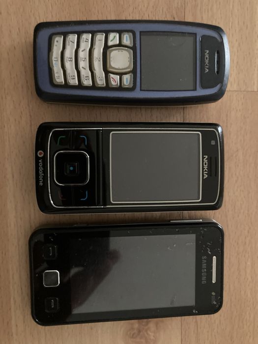 Telemóveis  Nokia e Samsung