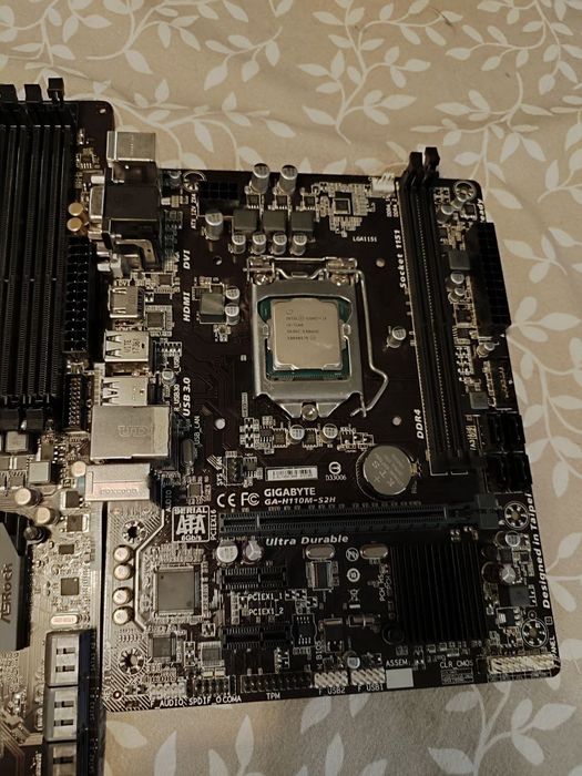 Материнская плата socket 1155.  Intel i5, i3. Ddr3