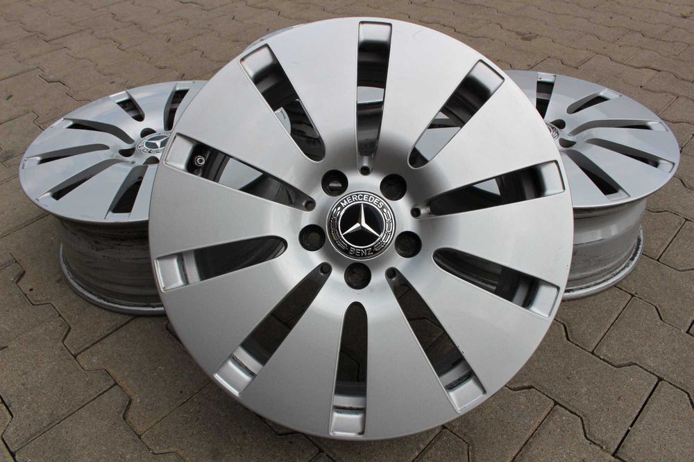 Oryginalne felgi aluminiowe 17" Mercedes OE C-Klasa W204 W205 B-Klasa W204
