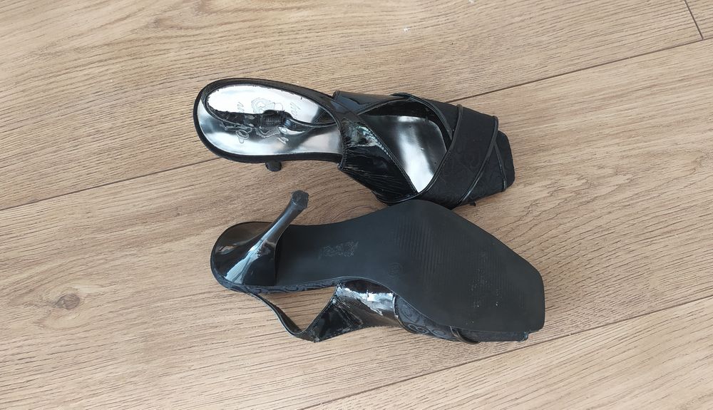 Szpilki, czarne, sandałki, rozmiar 38, na obcasie, 10 cm szpilka