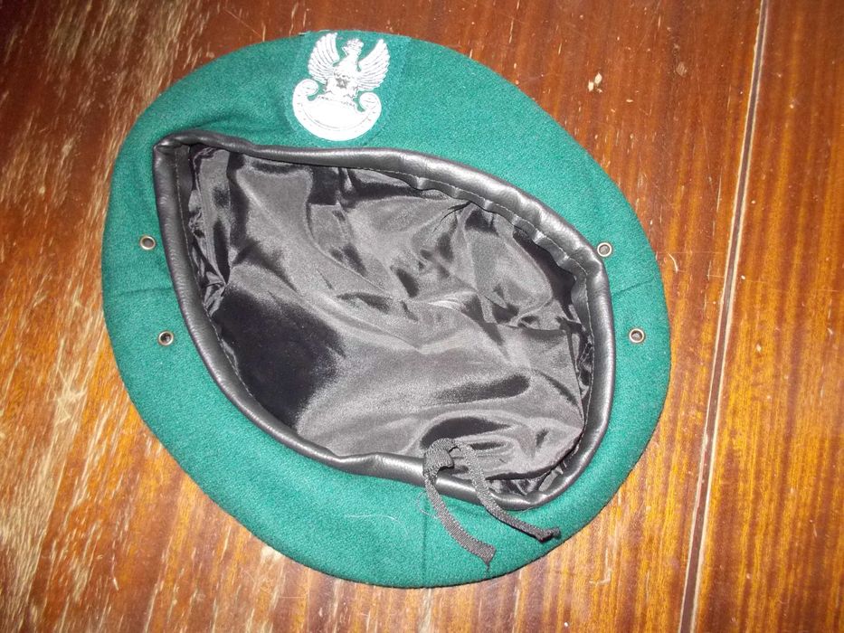 Beret wojskowy zielony