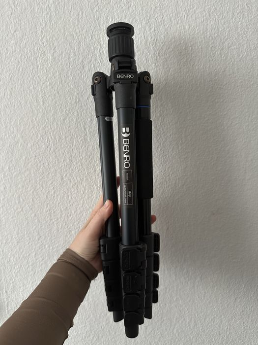 Штатив / Berno / Штатив Benro FIT19AIH0 + чохол / Трипод / для фото