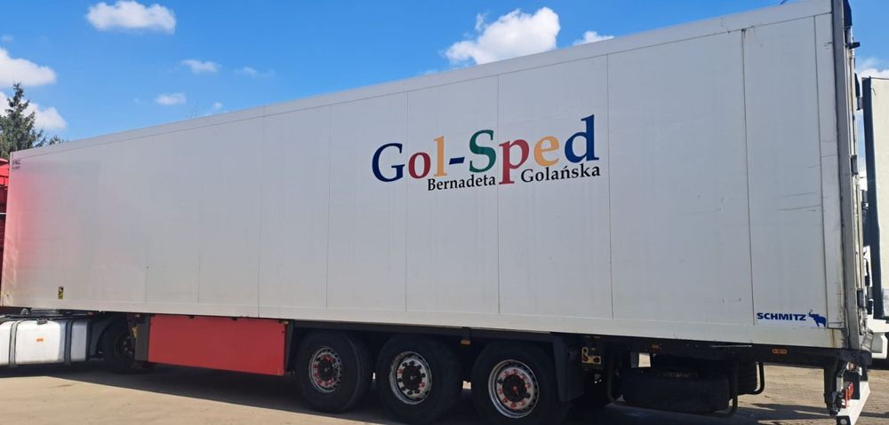 Schmitz Cargobull SKO 24  Chłodnia hakówka