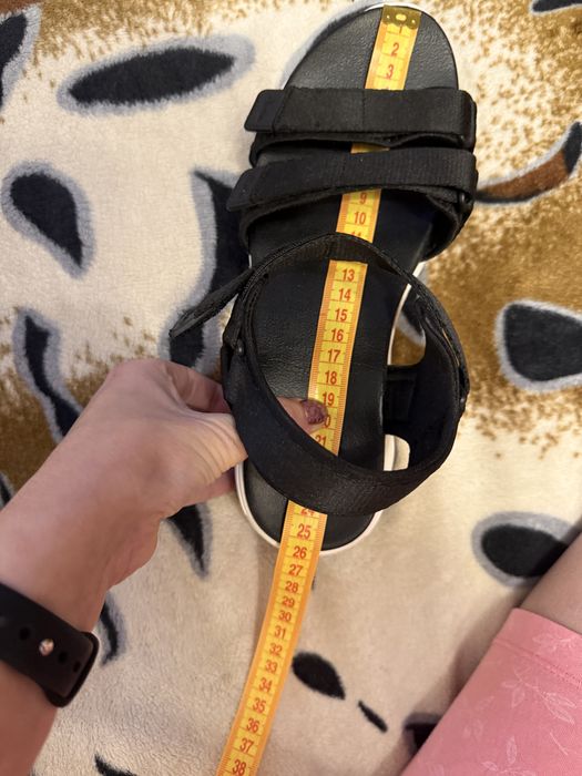 Жіночі спортивні босоніжки