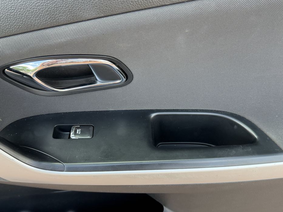 Boczek Kia ceed 2012