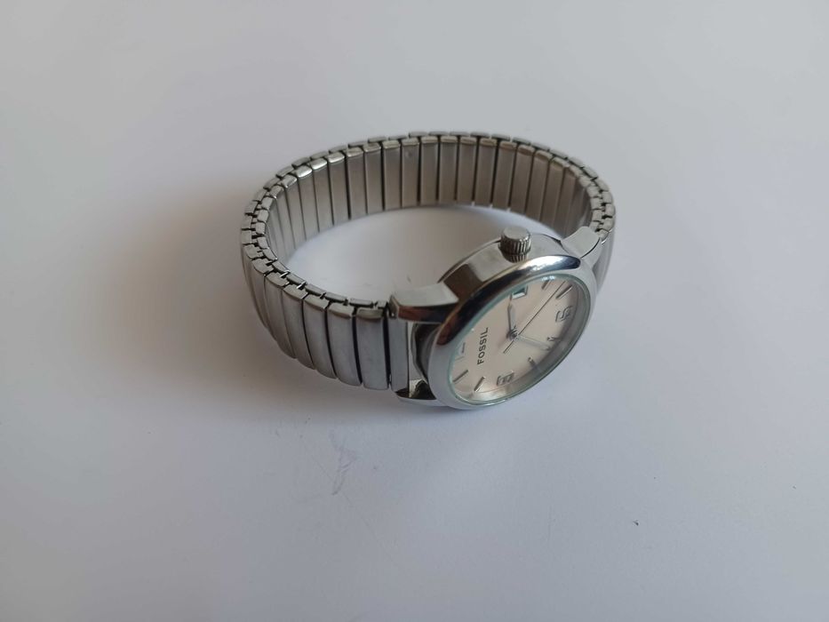 Жіночий годинник Fossil JR-8730, кварц, механізм Ronda, Швейцарія.